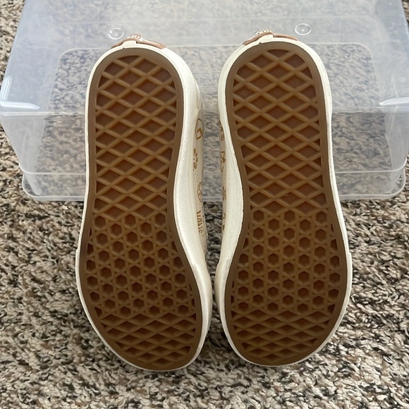 Kids Old Skool Vans - Picture 7 of 8